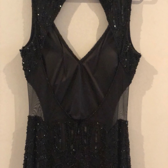 Adrianna Papell beaded gown - Picture 2 of 6